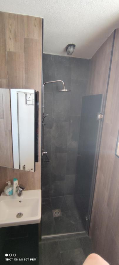Inbox Apartments 비톨라 외부 사진